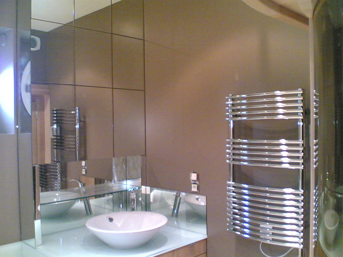 Salle de bains bois/miroirs