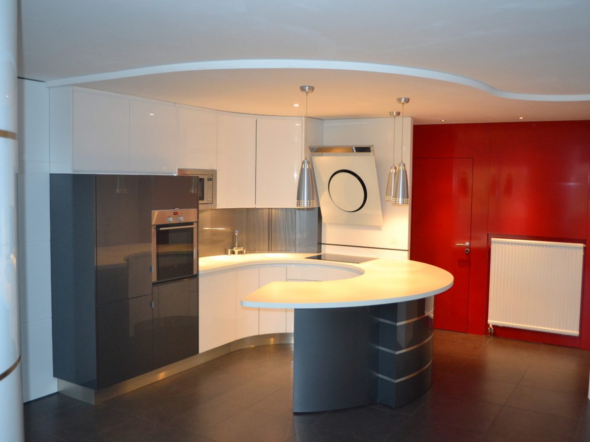 Cuisine Galaxie arrondie Corian®